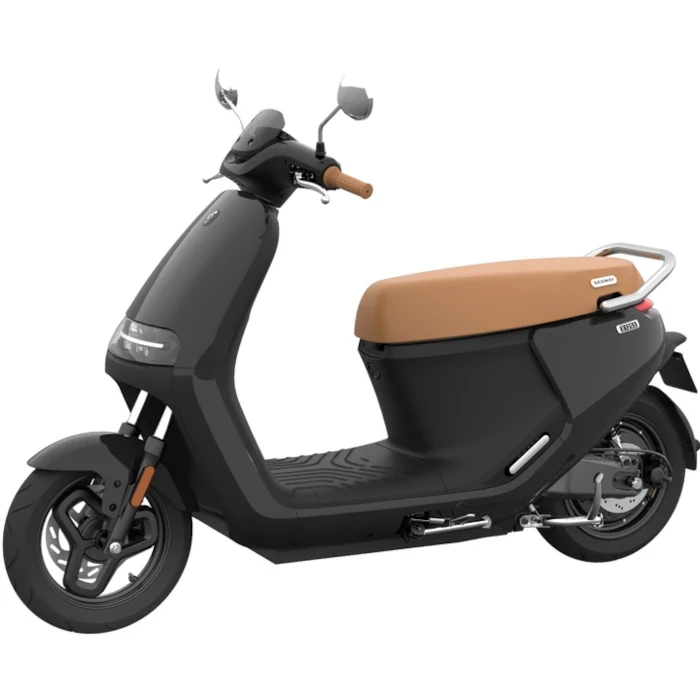 Skuter elektryczny Segway eScooter E125S czarny