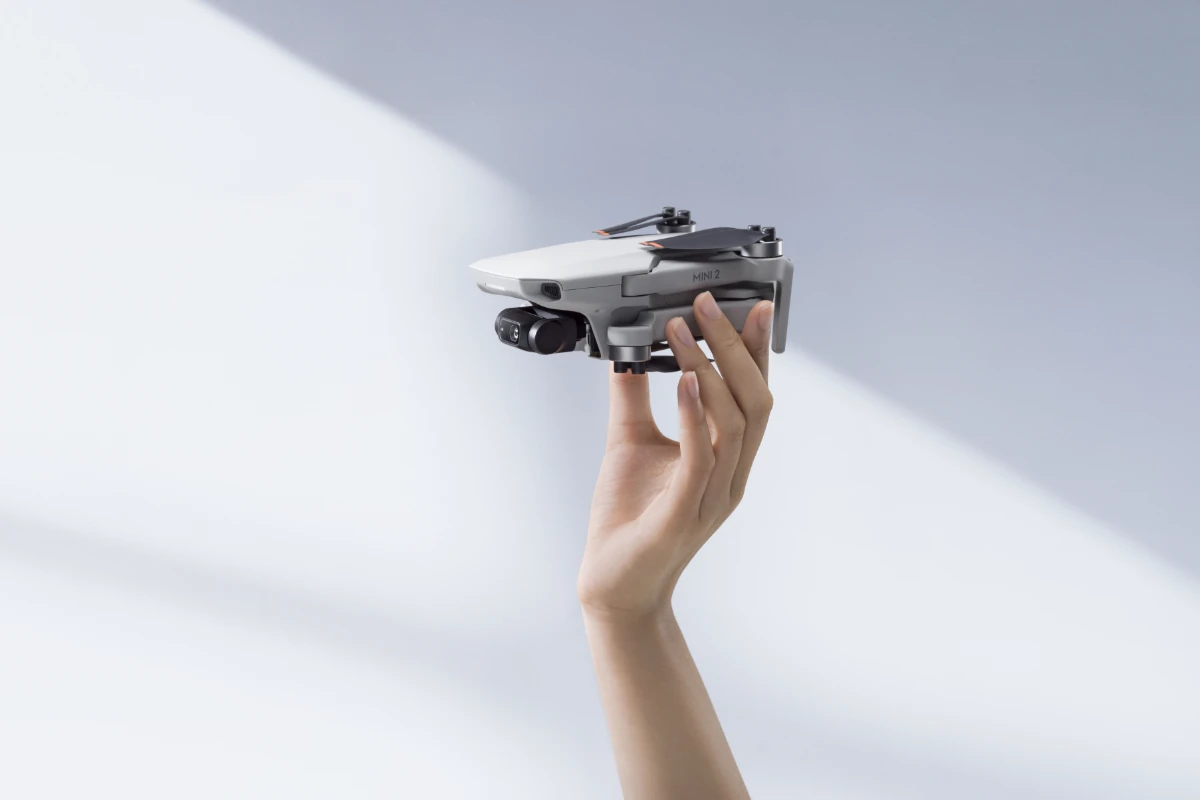 dron DJI Mini 2 Fly More Combo