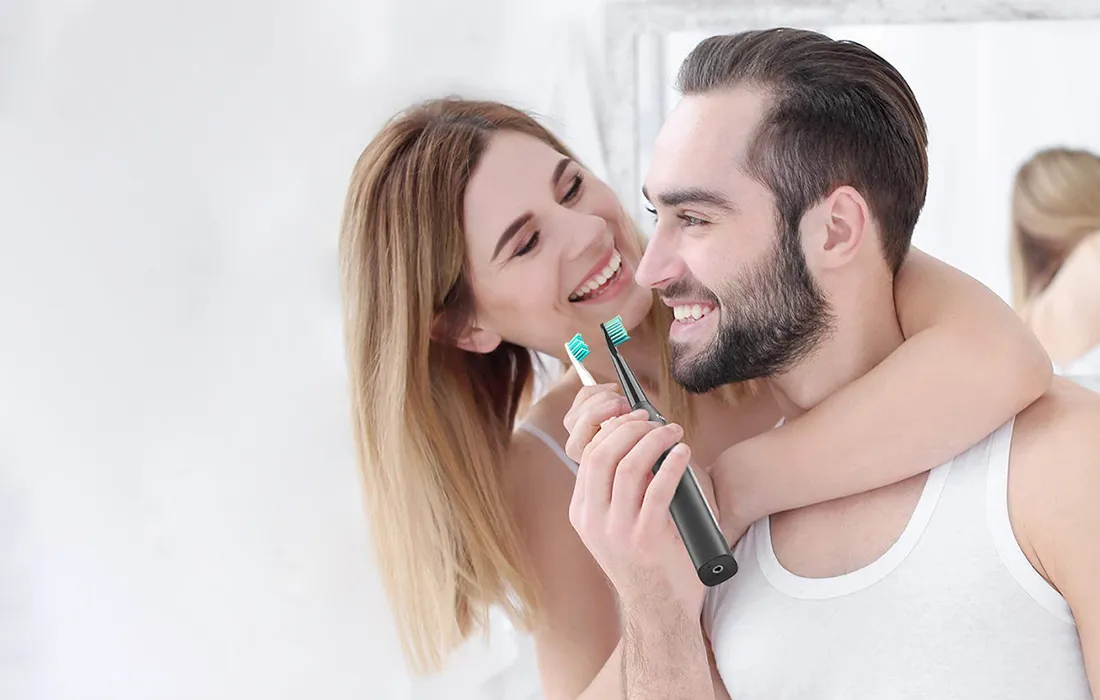 Szczoteczki soniczne do zębów FairyWill FW-507 z zestawem końcówek