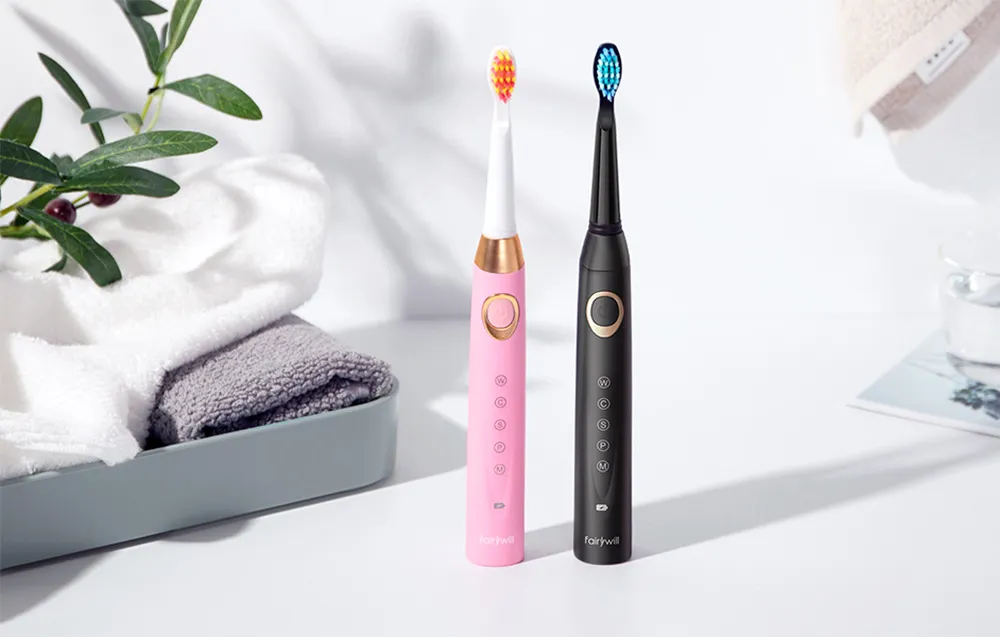 Szczoteczki soniczne do zębów z zestawem końcówek i etui FairyWill FW-508 czarna i różowa