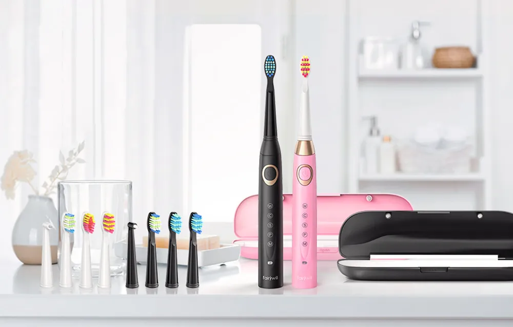 Szczoteczki soniczne do zębów z zestawem końcówek i etui FairyWill FW-508 czarna i różowa