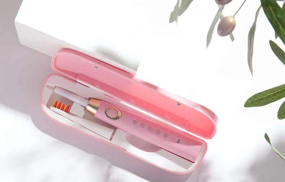 Szczoteczki soniczne do zębów z zestawem końcówek i etui FairyWill FW-508 czarna i różowa